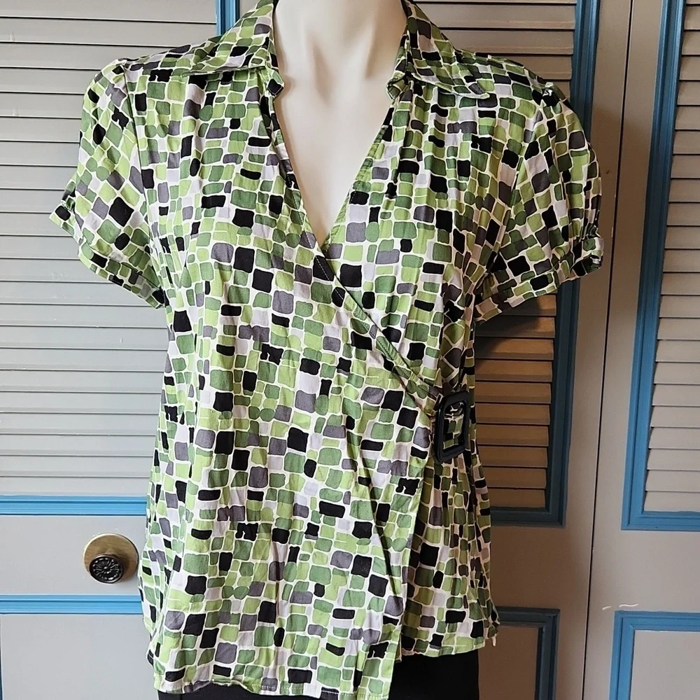 Apt. 9 Green Geometric Faux Wrap Top